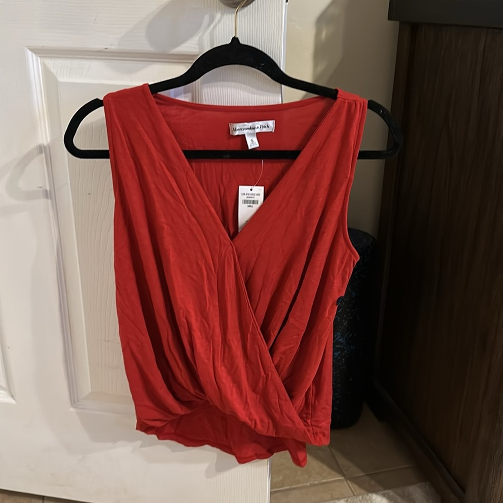 Abercrombie top